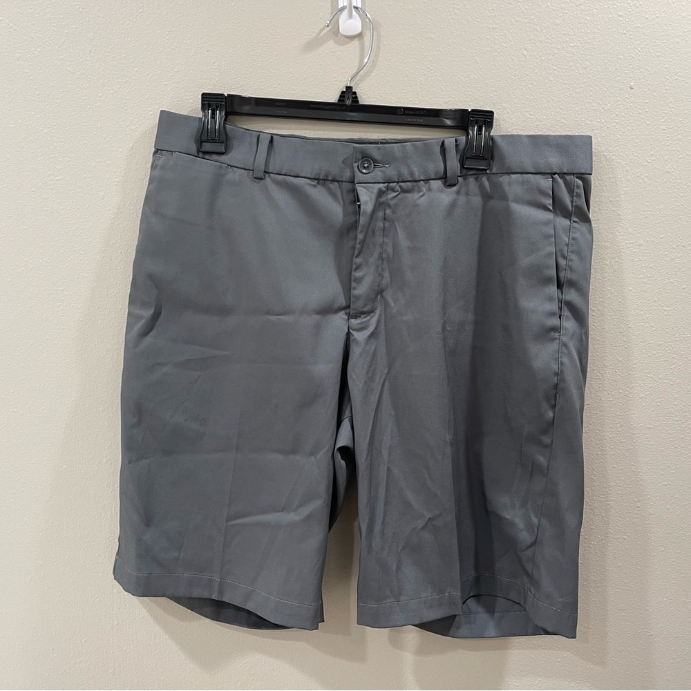 Nike golf flat front shorts charcoal